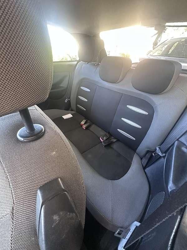 Usata Lancia Ypsilon 75 CV (55 kW) 2008 Argento Utilitaria