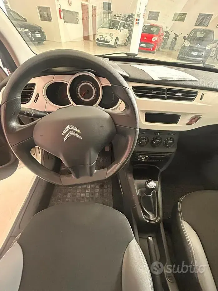 Usata Citroën C3 Attraction 68 CV (50 kW) 2011 Bianco Berlina