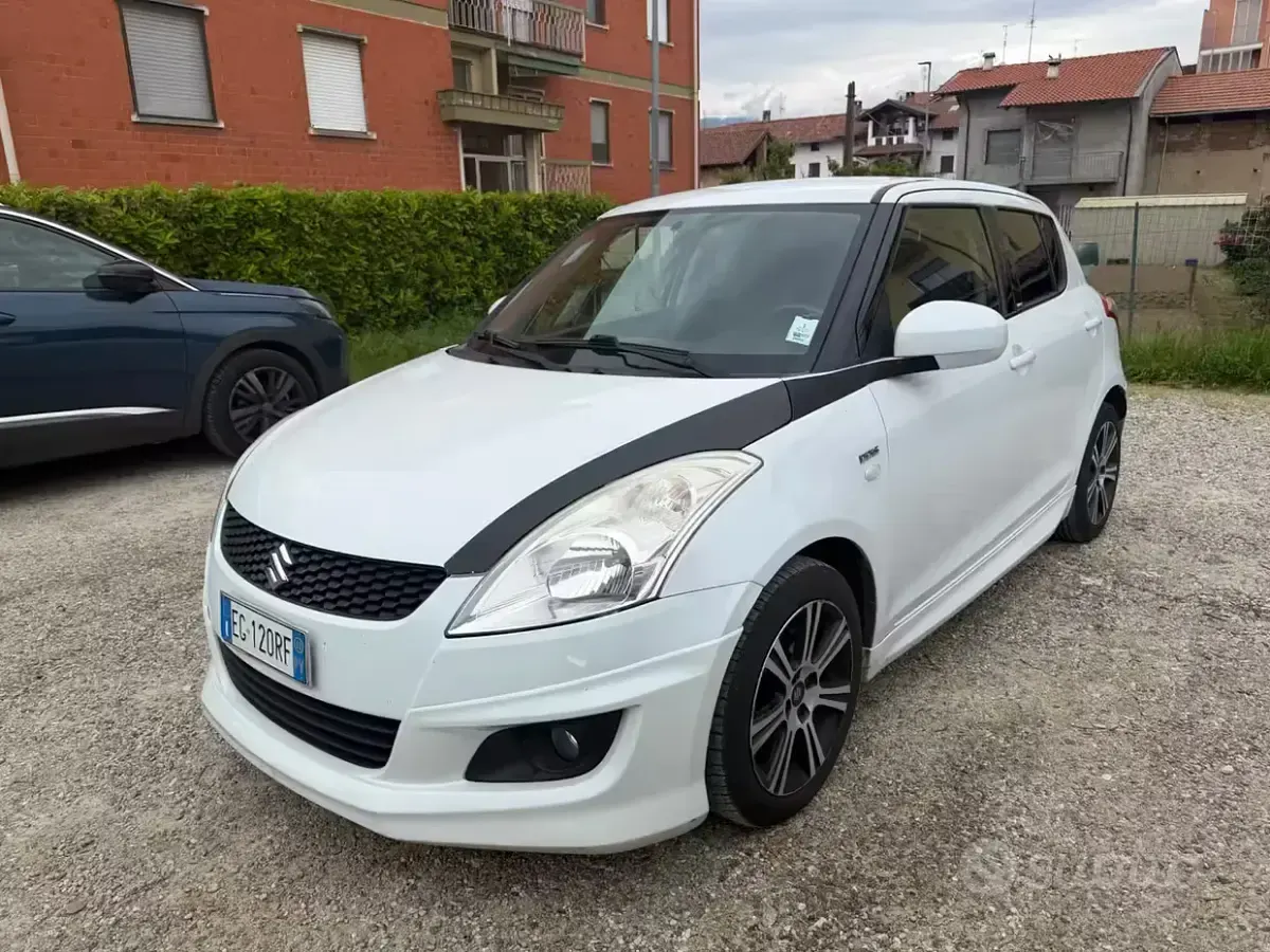 Usata Suzuki Swift GL 75 CV (55 kW) 2011 Bianco Utilitaria