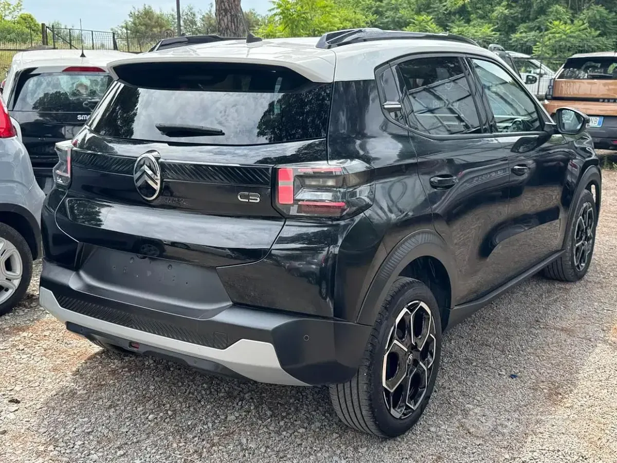 Usata Citroën C3 101 CV (74 kW) 2025 Nero SUV