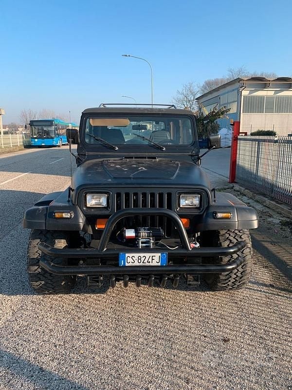 Usata Jeep Wrangler 1992 Nero SUV