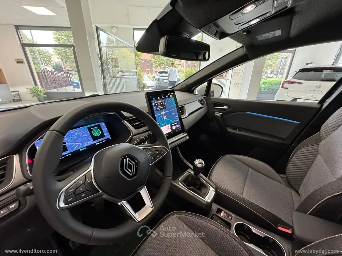 Nuova Renault Captur Techno 101 CV (74 kW) 2025 SUV