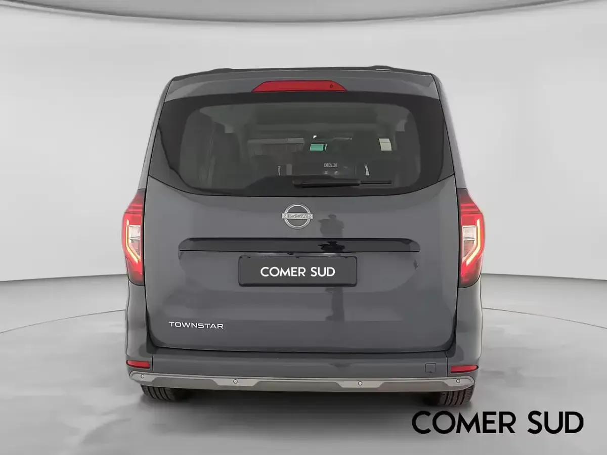 Usata Nissan Townstar N-Connecta 131 CV (96 kW) 2025 Grigio Furgone