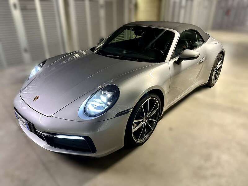 Grigio Usata 2021 Porsche 911 Carrera Cabriolet Cabrio | 128.000 € (Cara) - Immagine 1/4