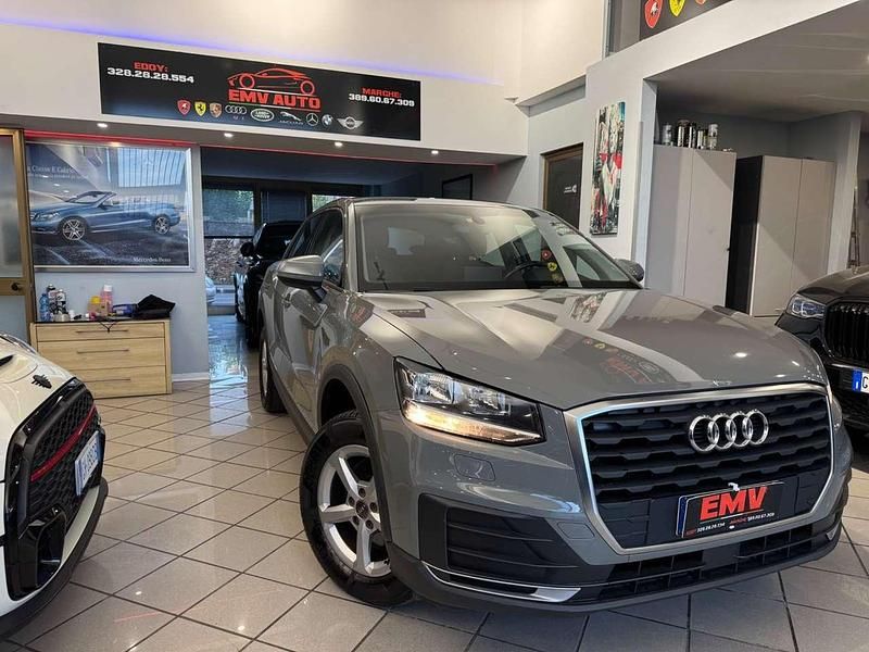 Grigio Usata 2019 Audi Q2 S-Line SUV | 18.900 € (Super prezzo) - Immagine 1/4