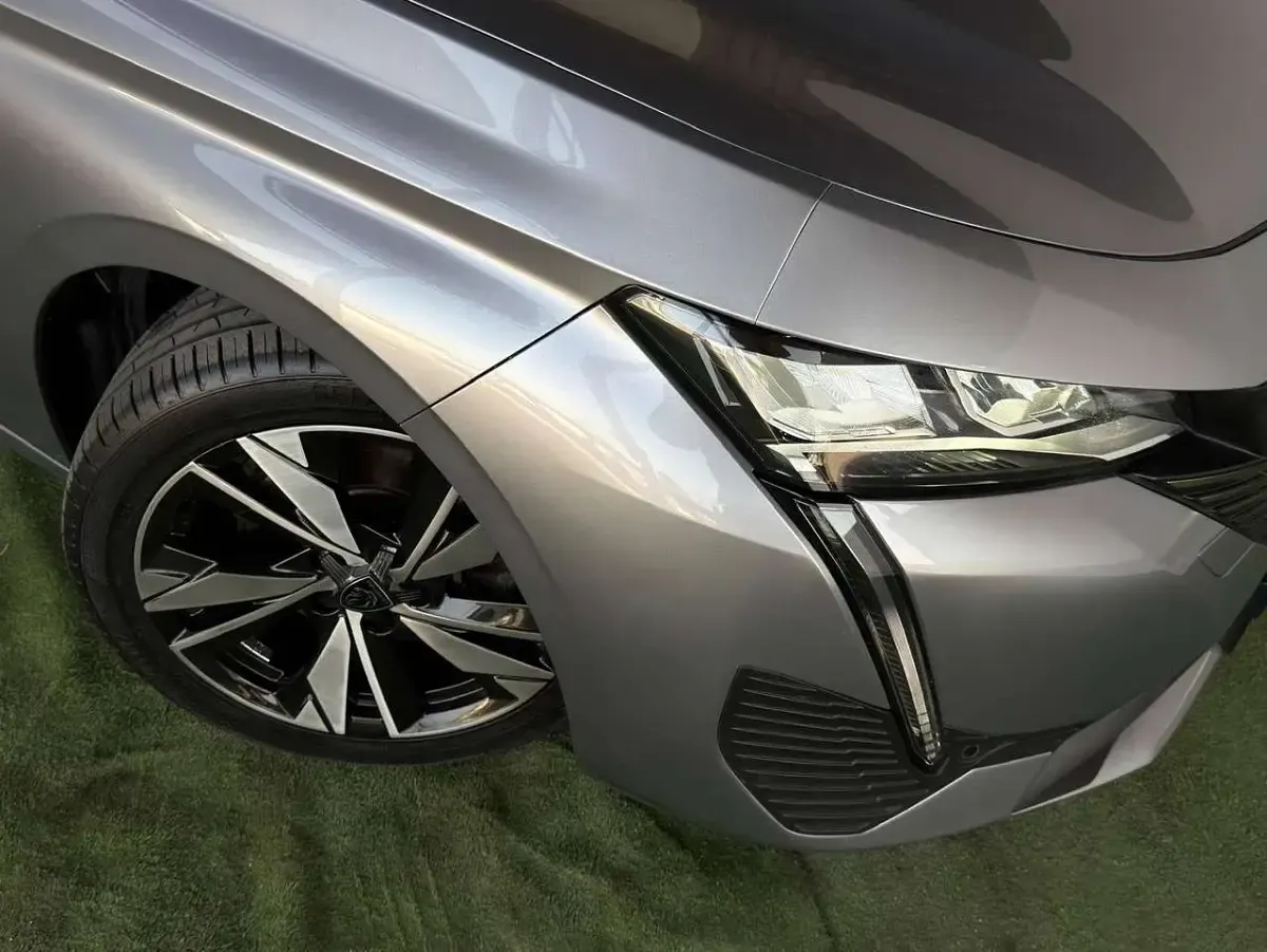 Usata Peugeot 308 Allure 131 CV (96 kW) 2022 Grigio Berlina