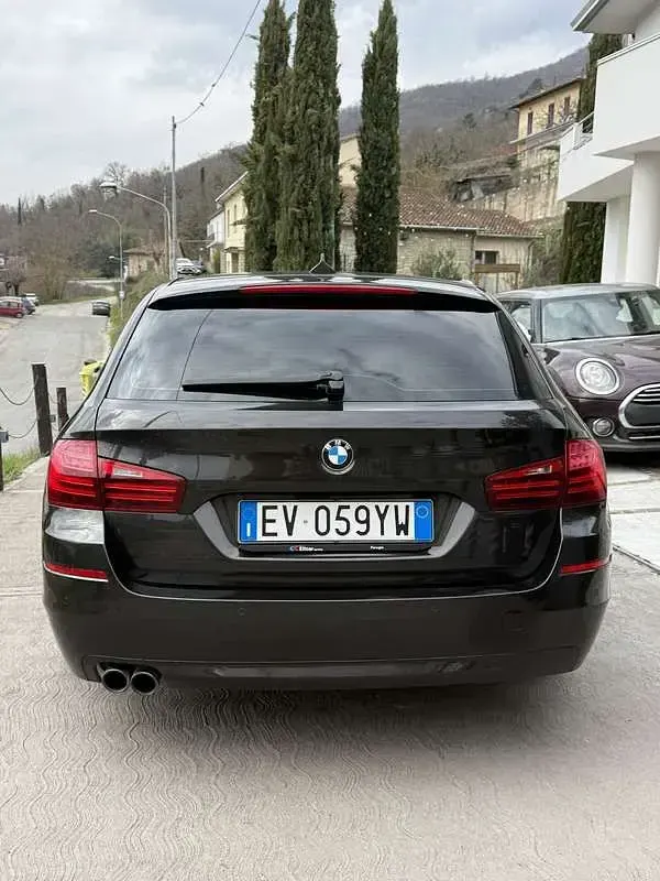 Usata BMW 518 143 CV (105 kW) 2014 Marrone Station wagon