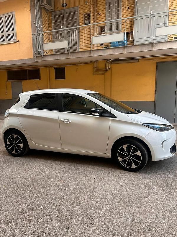 Usata Renault Zoe 2018 Bianco Utilitaria