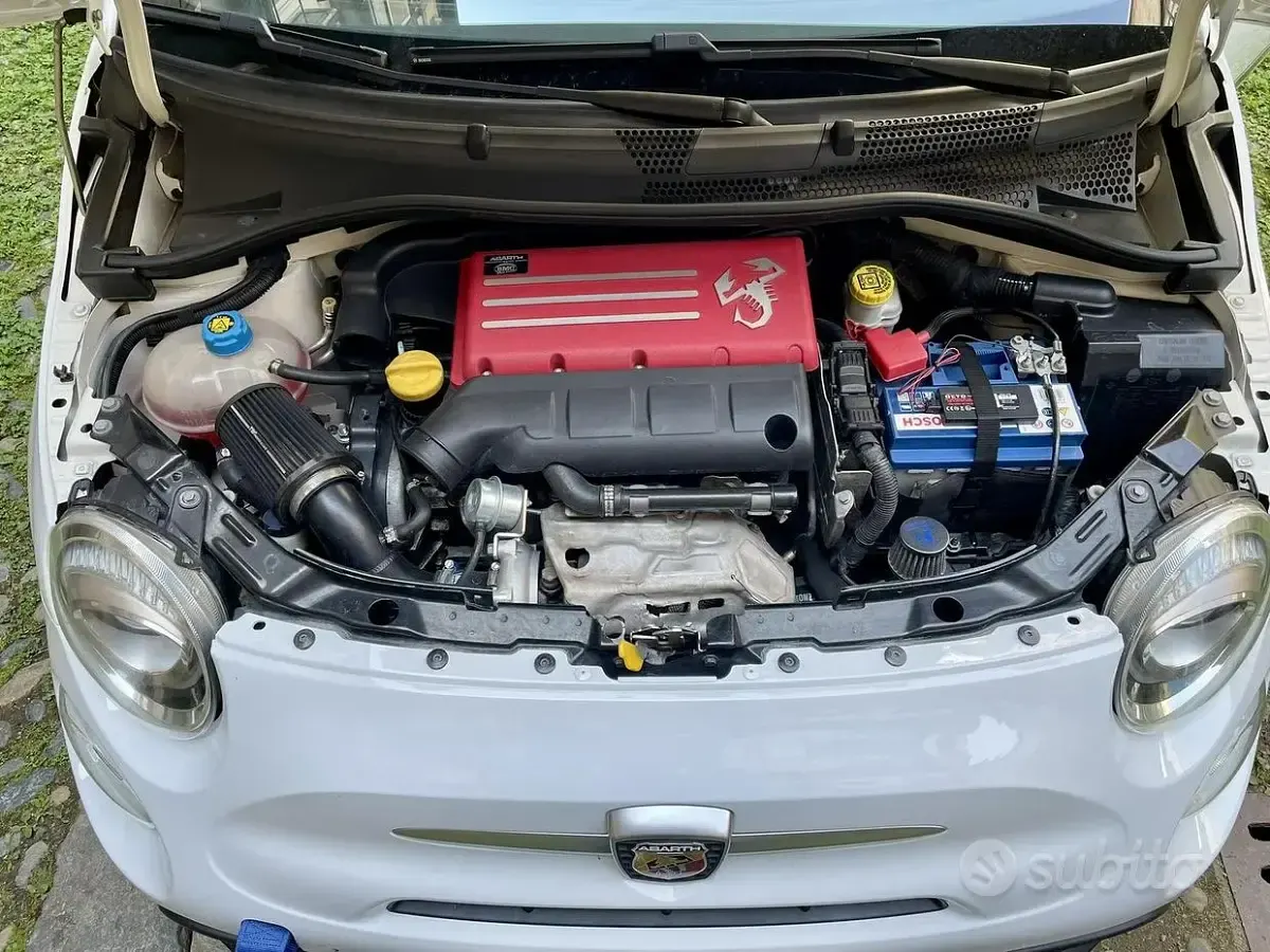 Usata Abarth 595 Turismo 165 CV (121 kW) 2018 Bianco Berlina
