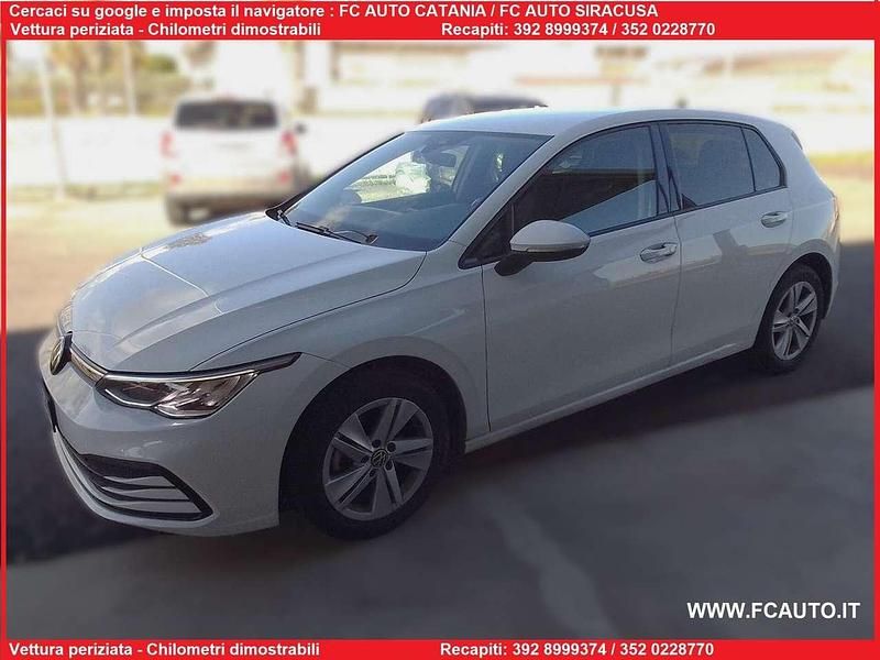 Bianco Usata 2021 VW Golf VIII Style Tre volumi | 17.900 € (Ottimo prezzo) - Immagine 1/4