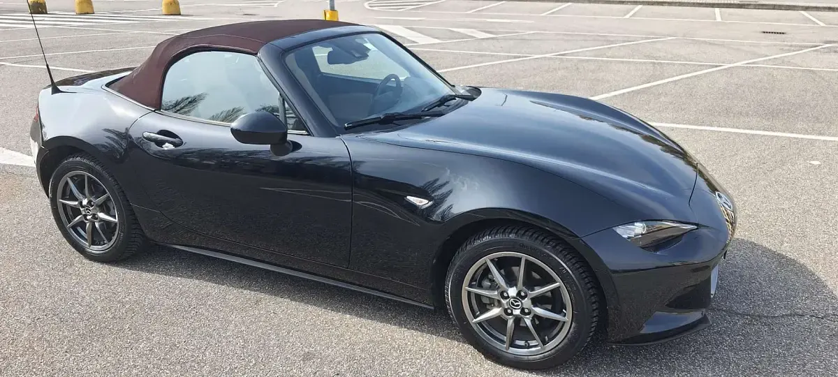 Gebraucht Mazda MX5 Edition 131 PS (96 kW) 2018 Schwarz Cabrio