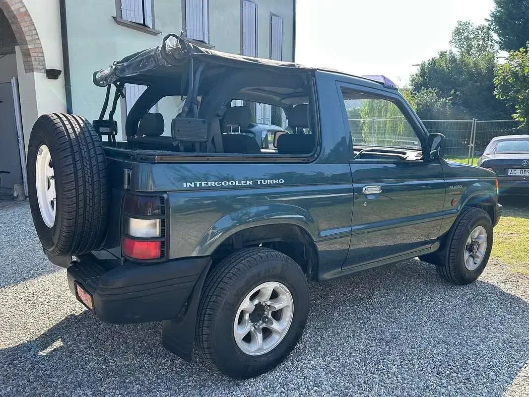 Usata Mitsubishi Pajero 95 CV (69 kW) 1993 Verde SUV