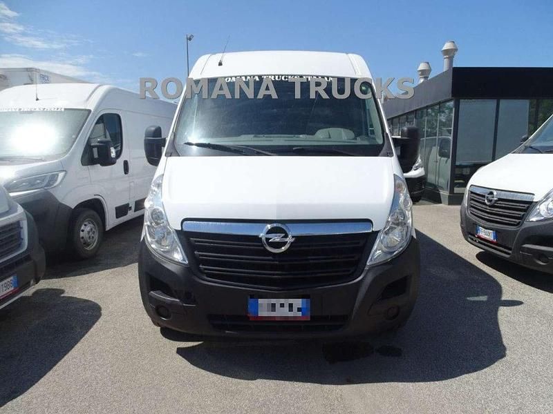 Usata Opel Movano 125 CV (91 kW) 2015 Bianco Berlina