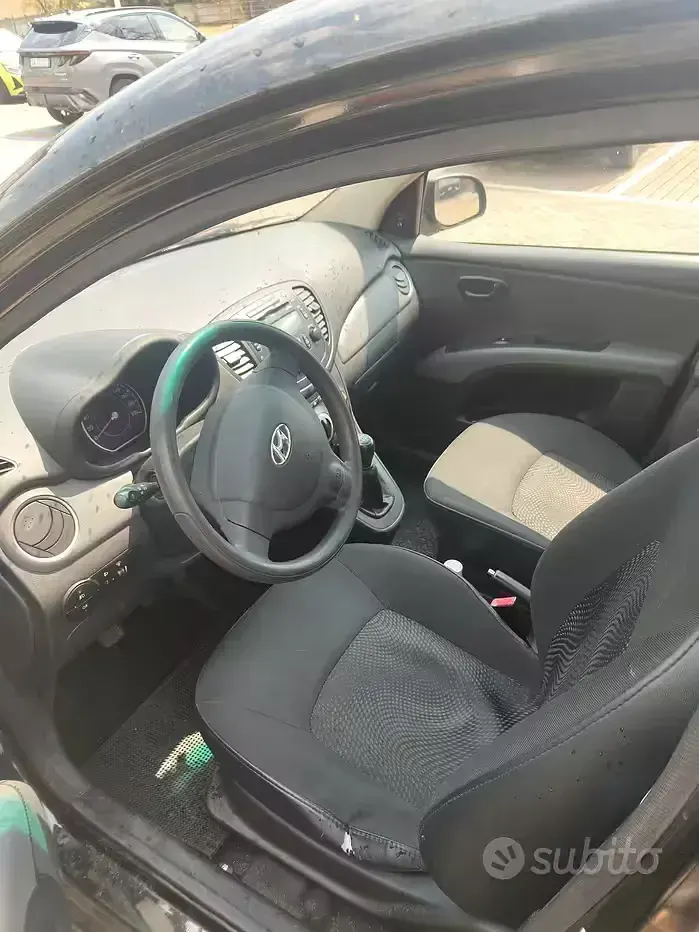 Usata Hyundai i10 69 CV (50 kW) 2011 Nero Utilitaria