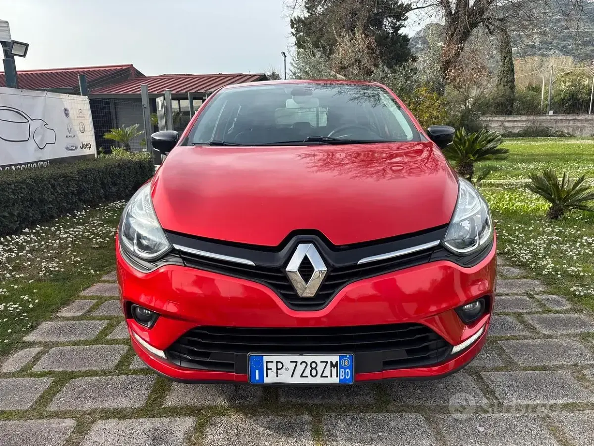 Usata Renault Clio IV 75 CV (55 kW) 2018 Rosso Berlina