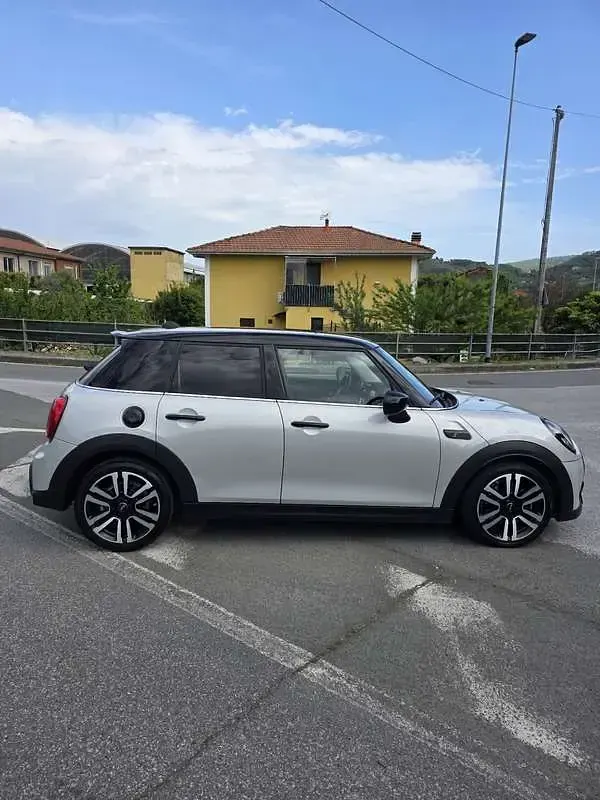 Usata Mini Cooper S Essential 178 CV (130 kW) 2021 Utilitaria