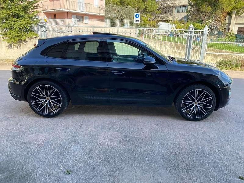 Usata Porsche Macan 265 CV (194 kW) 2023 Nero SUV