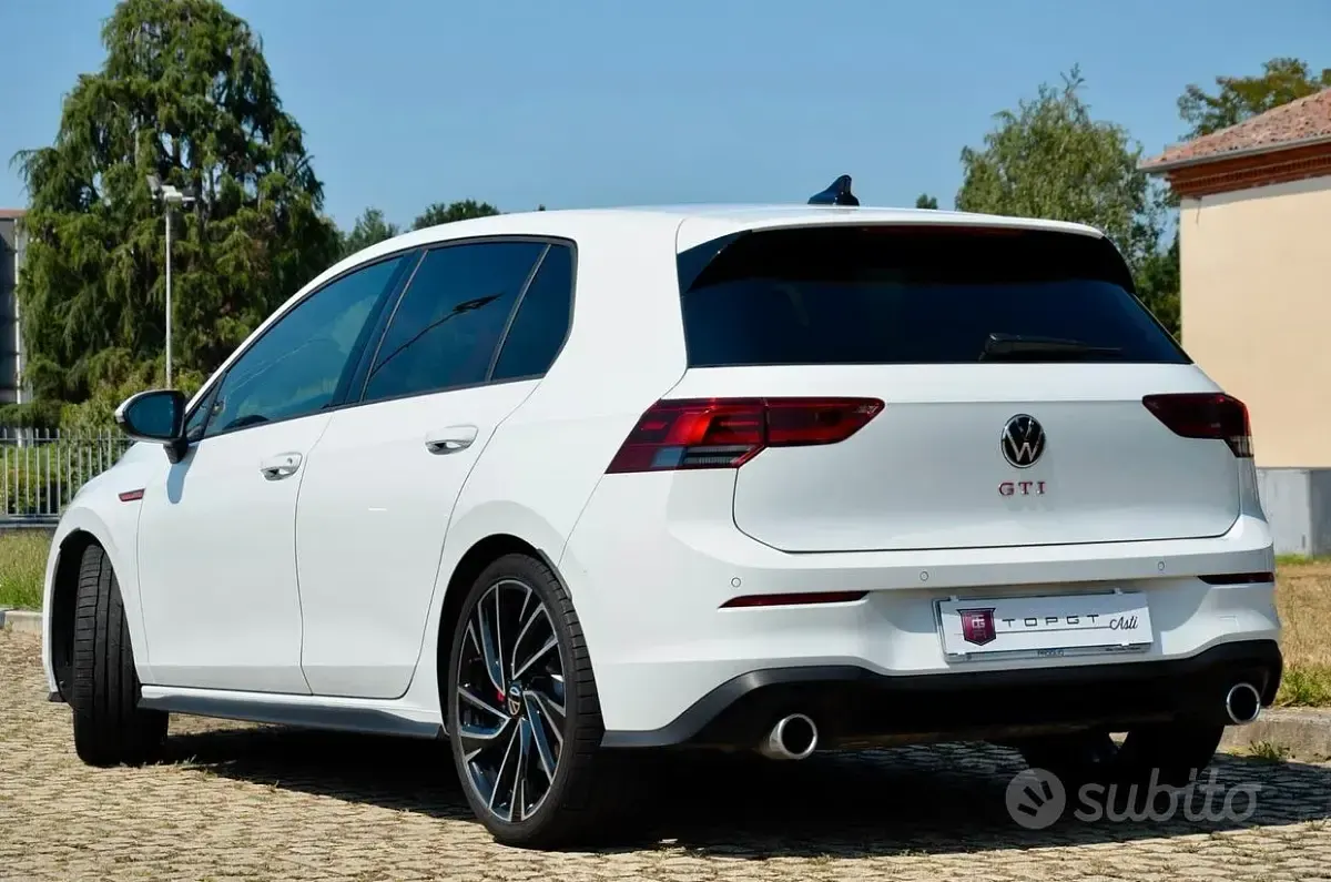 Usata VW Golf VIII GTI 245 CV (180 kW) 2020 Bianco Berlina
