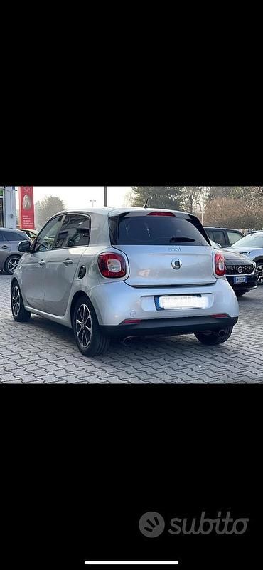 Usata Smart ForFour Passion 70 CV (51 kW) 2018 Grigio Utilitaria
