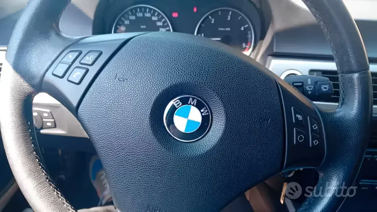 Occasion BMW 320 163 ch (119 kW) 2006 Gris Break