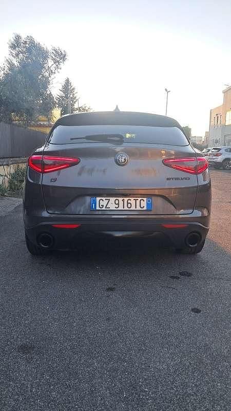 Usata Alfa Romeo Stelvio Sprint 190 CV (139 kW) 2022 SUV