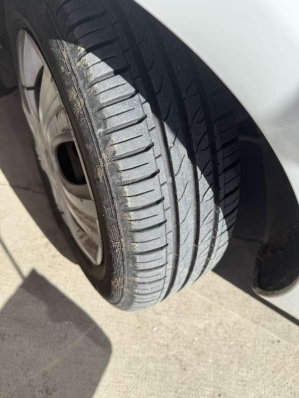 Usata Renault Clio II Dynamique 75 CV (55 kW) 2010 Berlina