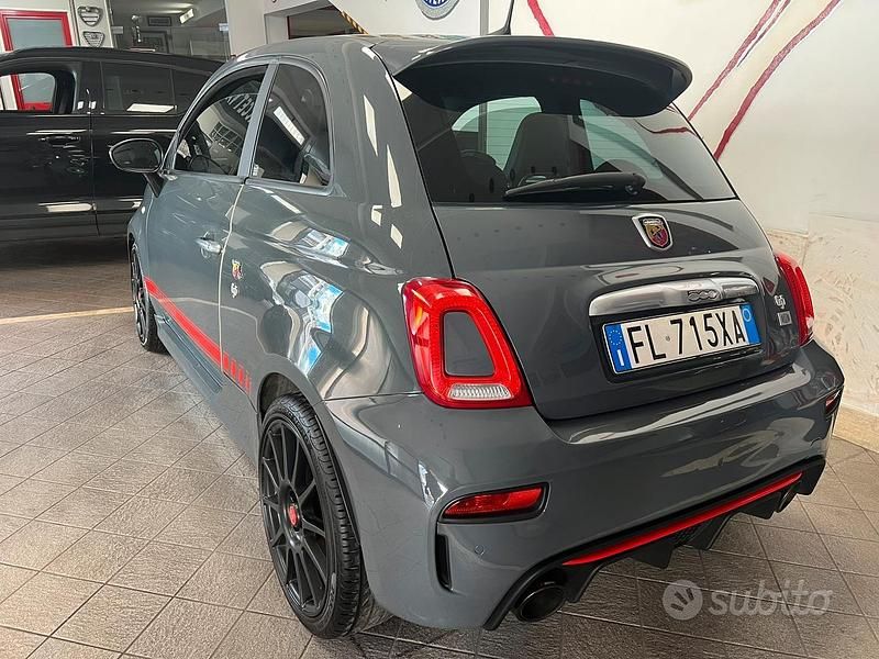 Usata Abarth 695 200 CV (147 kW) 2017 Grigio Utilitaria