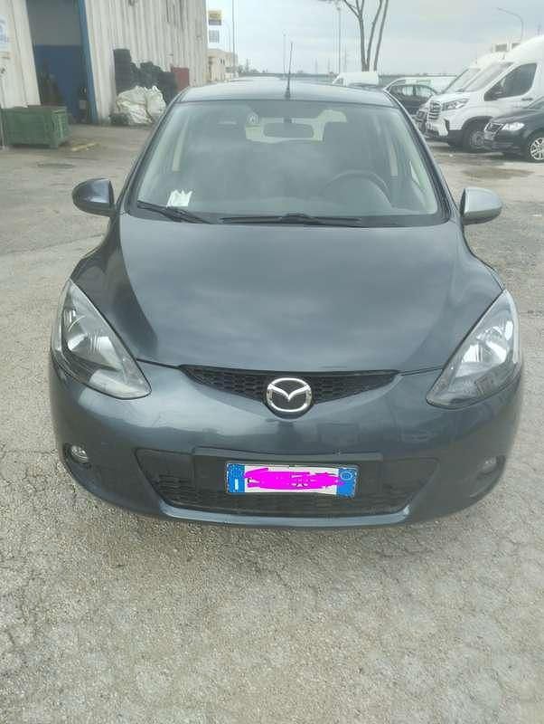Usata Mazda 2 90th Anniversary 75 CV (55 kW) 2010 Utilitaria