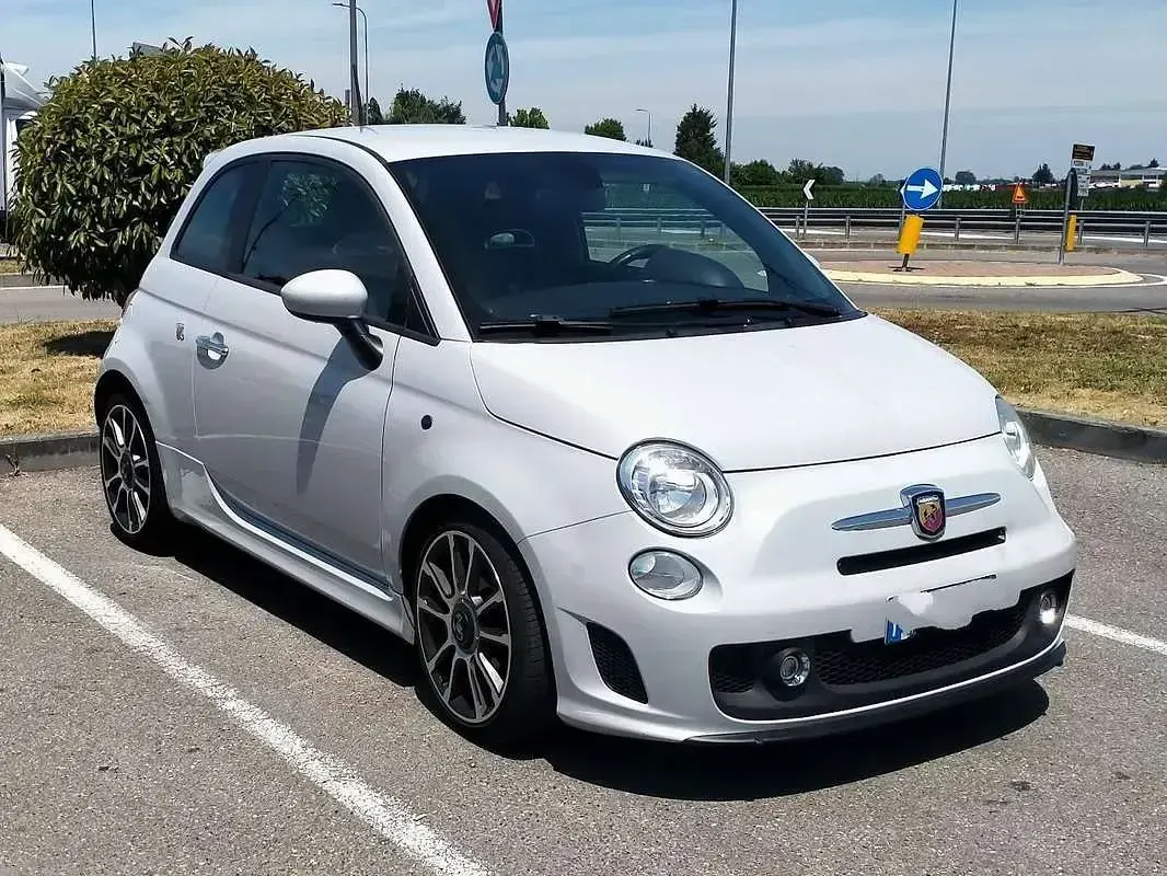 Usata Abarth 595 Custom 135 CV (99 kW) 2014 Grigio Utilitaria
