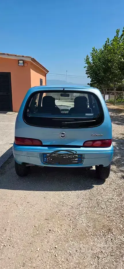 Usata Fiat 600 54 CV (39 kW) 2005 Bluazzurro Utilitaria