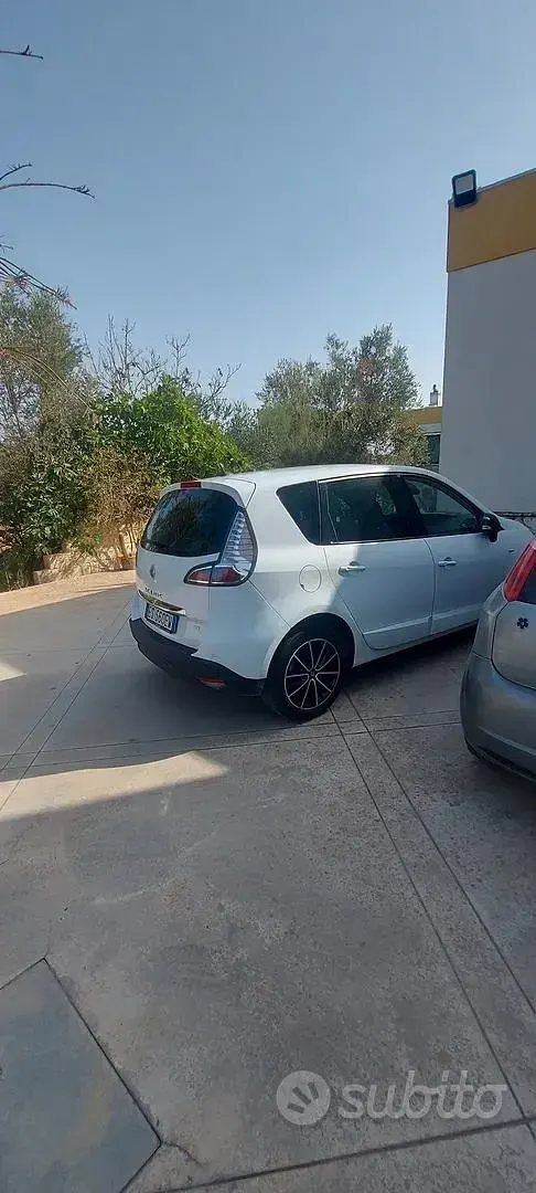 Usata Renault Scenic E-Tech 2013 Bianco Utilitaria