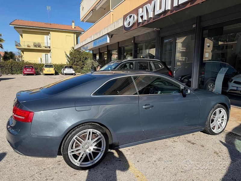 Usata Audi A5 Sport 2011 Grigio Coupé