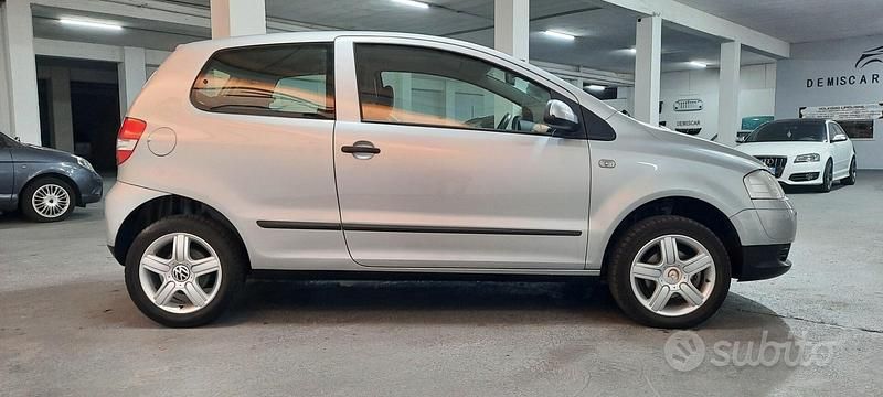 Usata VW Fox Sport 75 CV (55 kW) 2006 Grigio Utilitaria