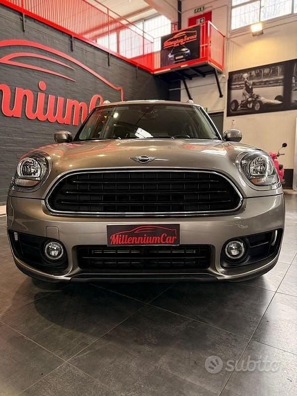 Usata Mini Cooper D Countryman Business 150 CV (110 kW) 2020 Grigio SUV