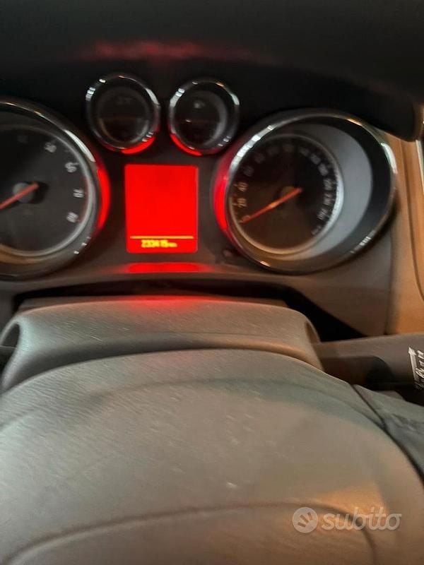 Occasion Opel Zafira 150 ch (110 kW) 2012 Marron Monospace