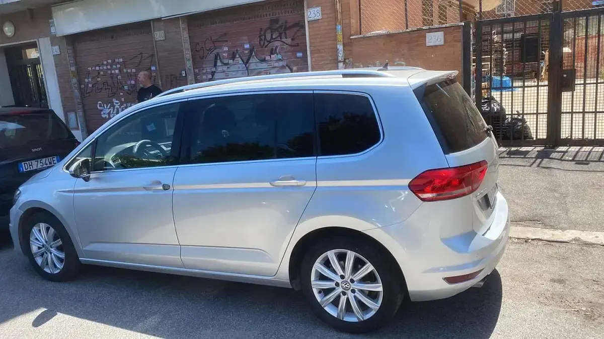 Usata VW Touran Trendline 150 CV (110 kW) 2016 Monovolume