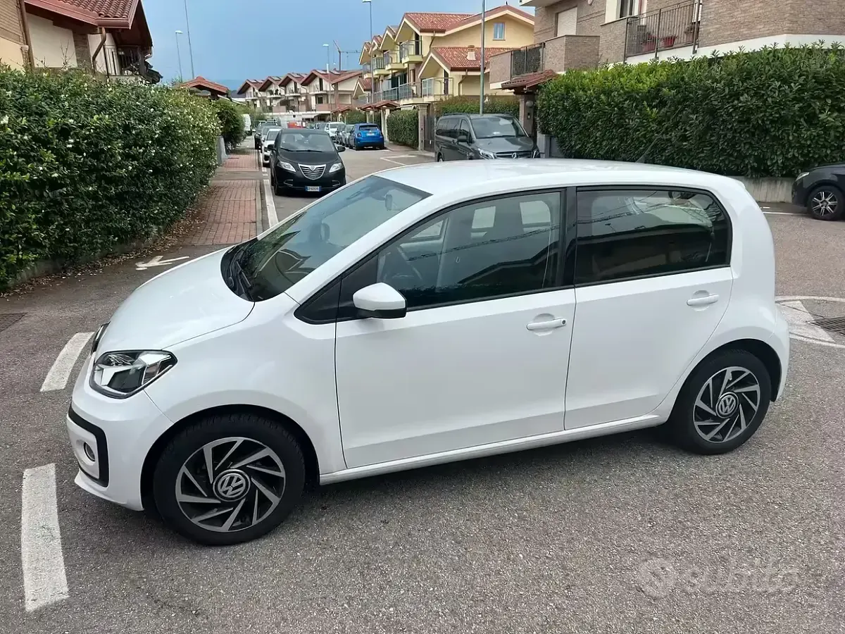 Usata VW up! 60 CV (44 kW) 2019 Bianco Utilitaria