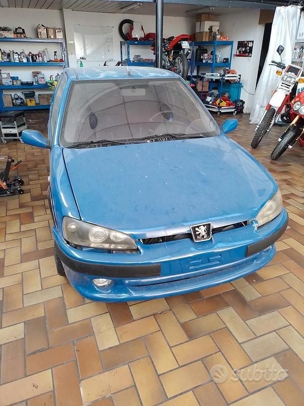 Blu Usata 1999 Peugeot 106 Due volumi | 5900 € - Immagine 1/4