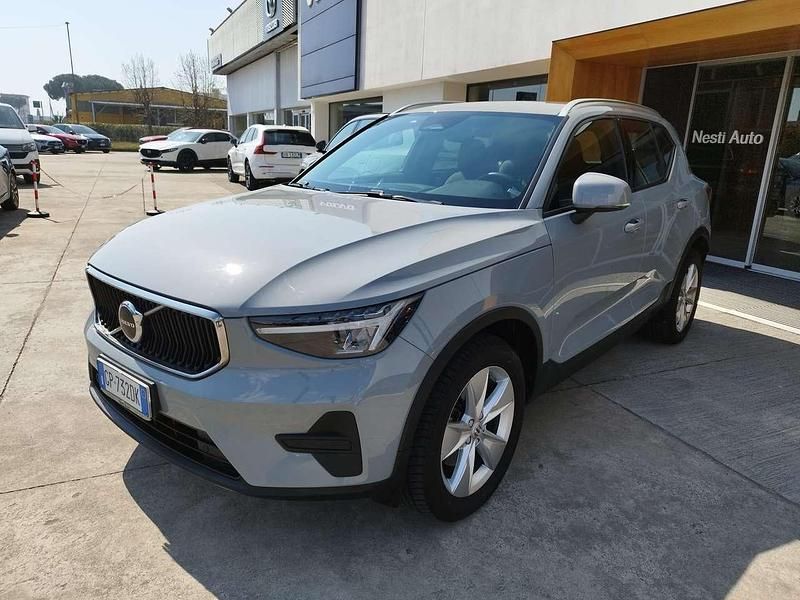 Usata Volvo XC40 Core 163 CV (119 kW) 2023 Grigio SUV