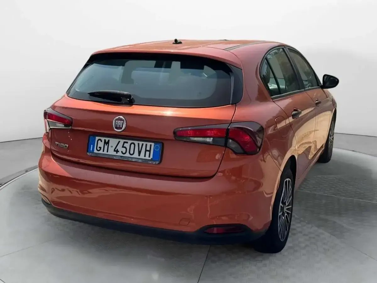 Usata Fiat Tipo 101 CV (74 kW) 2023 Other Utilitaria