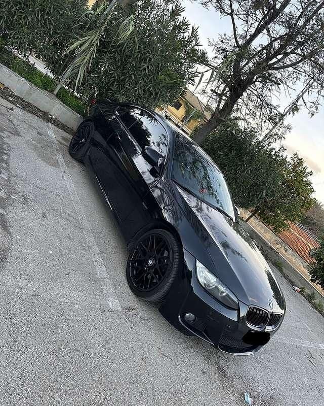 Usata BMW 320 Comfort Edition 177 CV (130 kW) 2011 Coupé