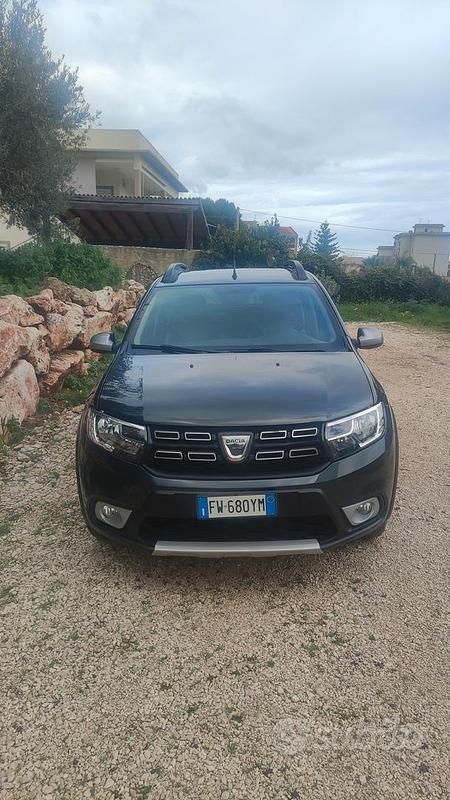 Usata Dacia Sandero 75 CV (55 kW) 2016 SUV