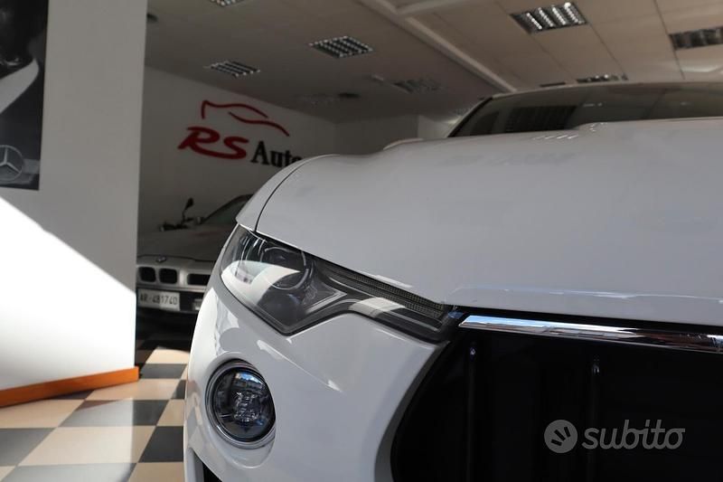 Usata Maserati Levante 430 CV (316 kW) 2017 Bianco SUV