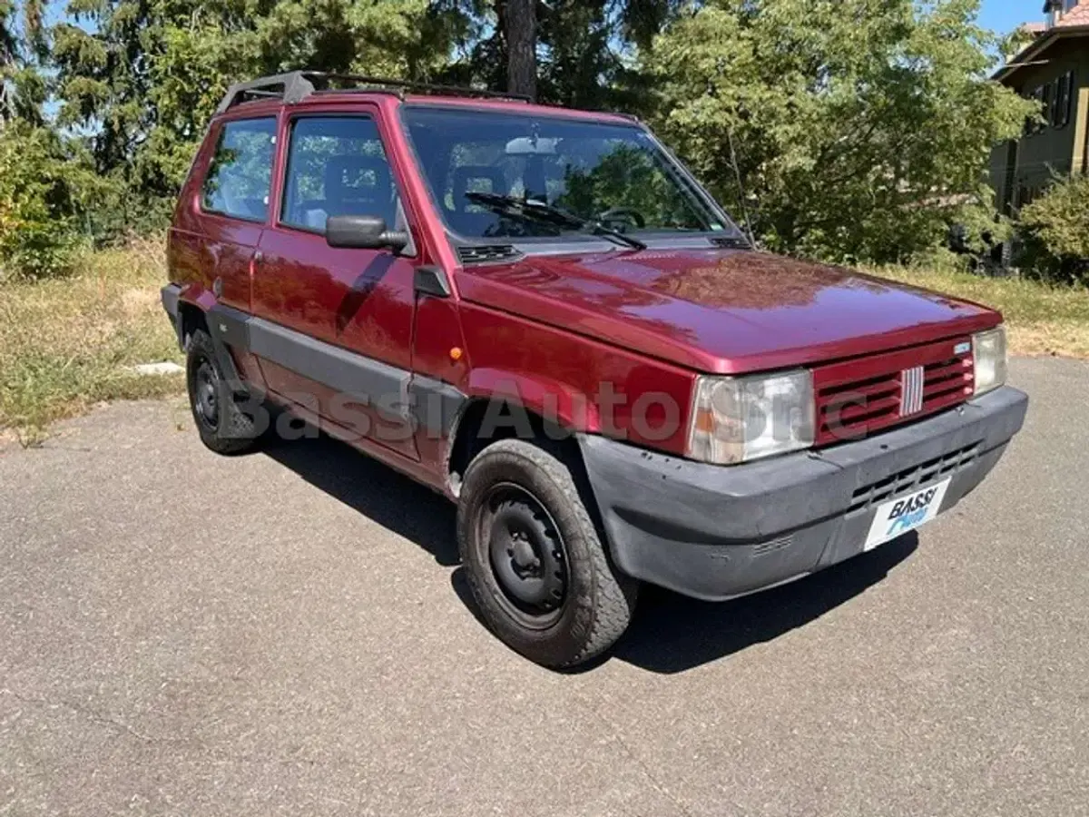 Usata Fiat Panda 4x4 Trekking 50 CV (36 kW) 1993 Bordeaux Utilitaria