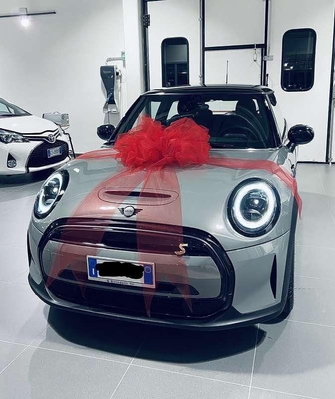 Grigio Usata 2021 Mini Cooper SE Classic Utilitaria | 16.800 € (Buon prezzo) - Immagine 1/4