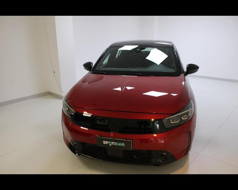 Usata Opel Corsa 101 CV (74 kW) 2024 Rosso Utilitaria