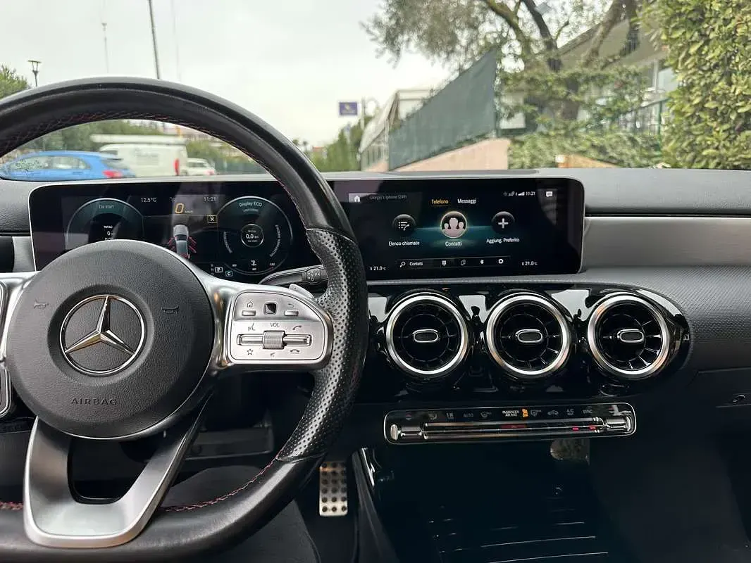 Usata Mercedes A200 Premium 163 CV (119 kW) 2018 Berlina