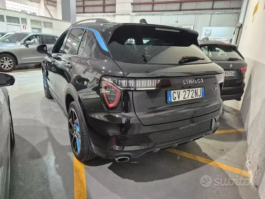 Usata Lynk & Co 01 179 CV (131 kW) 2023 Nero SUV