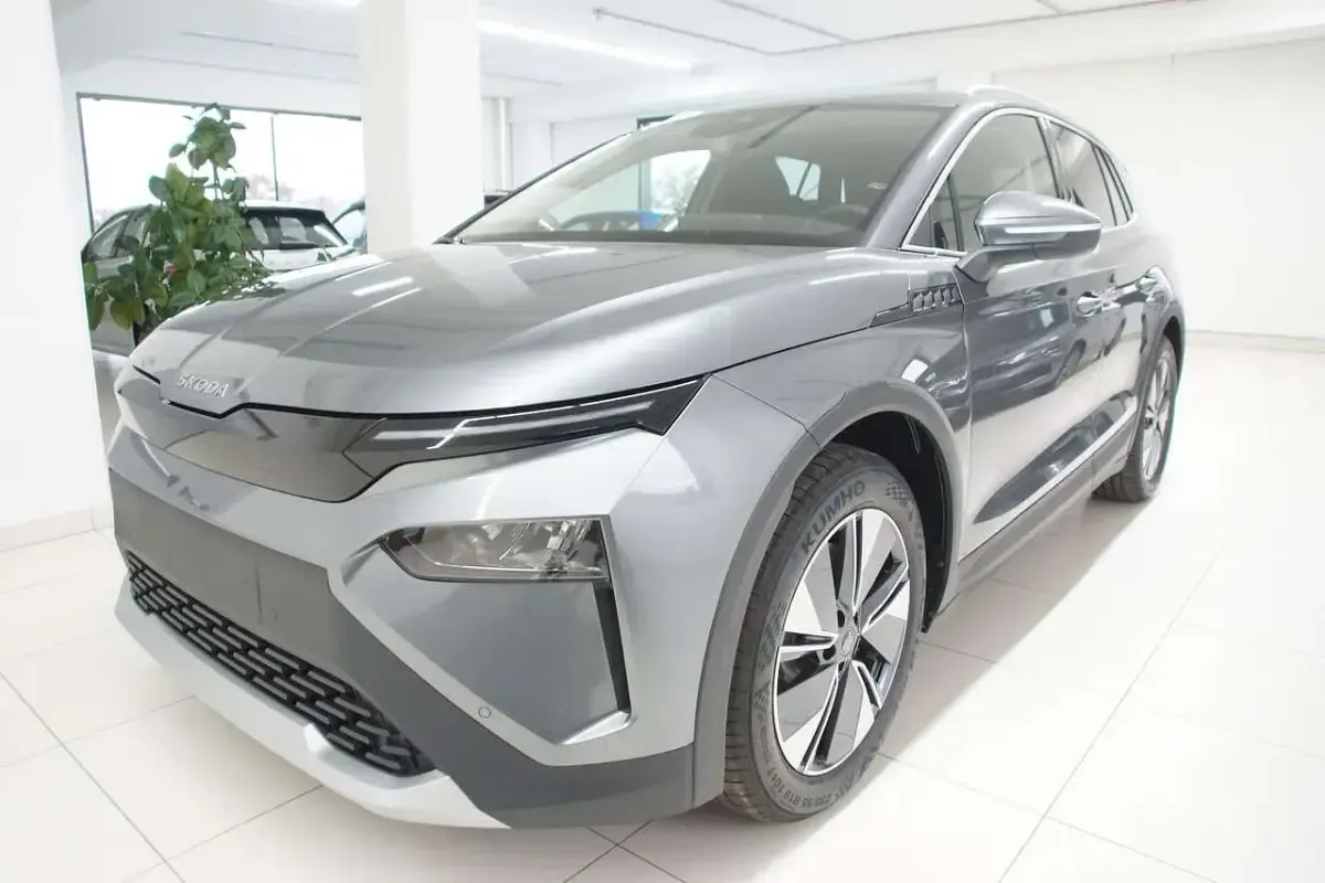 Nuova Skoda Elroq Selection 210 kW (286 CV) 2026 Grigio SUV