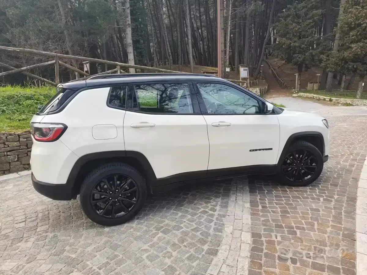 Usata Jeep Compass Night Eagle 131 CV (96 kW) 2021 SUV
